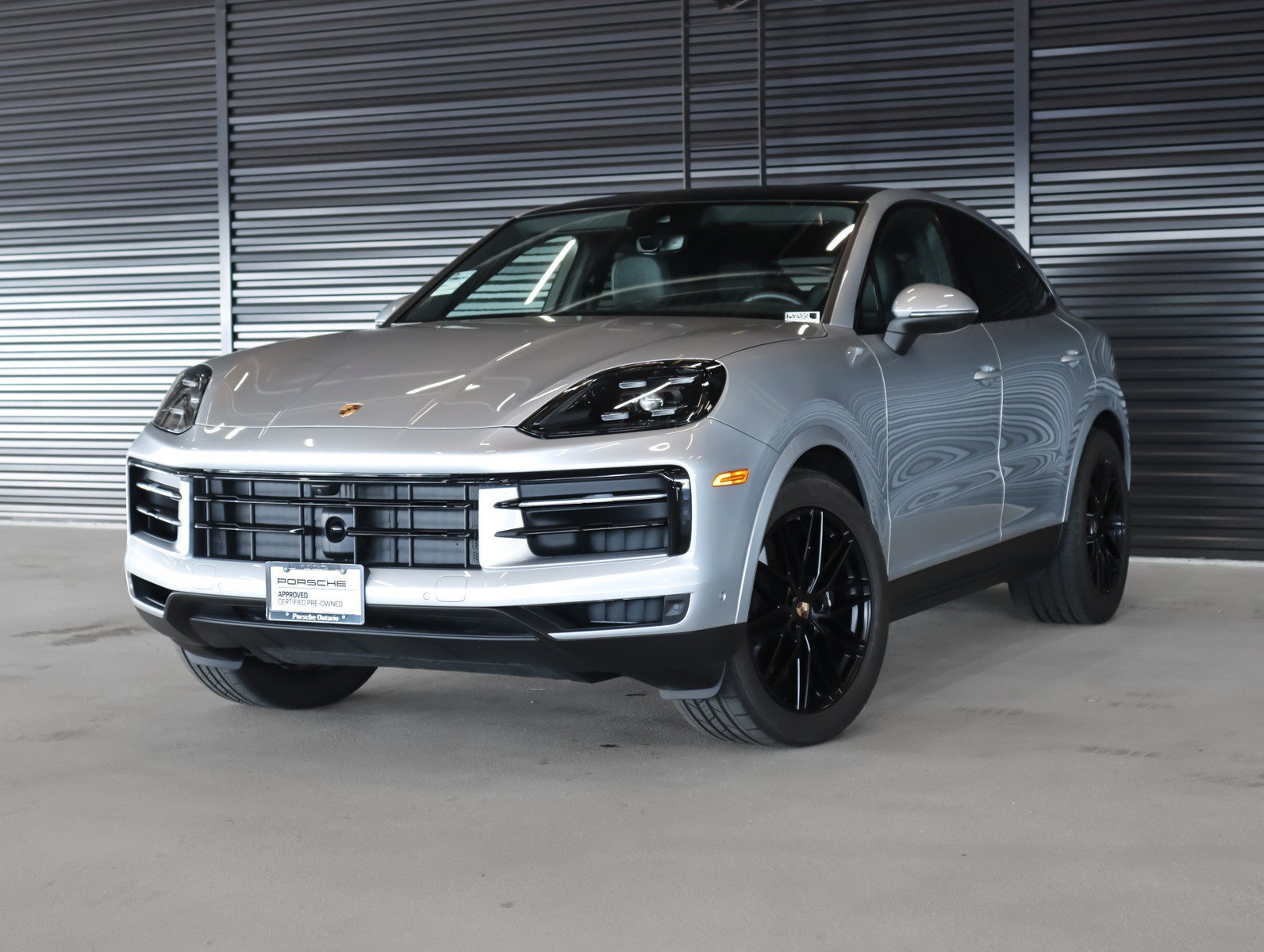 2025 Porsche Cayenne Coup Base