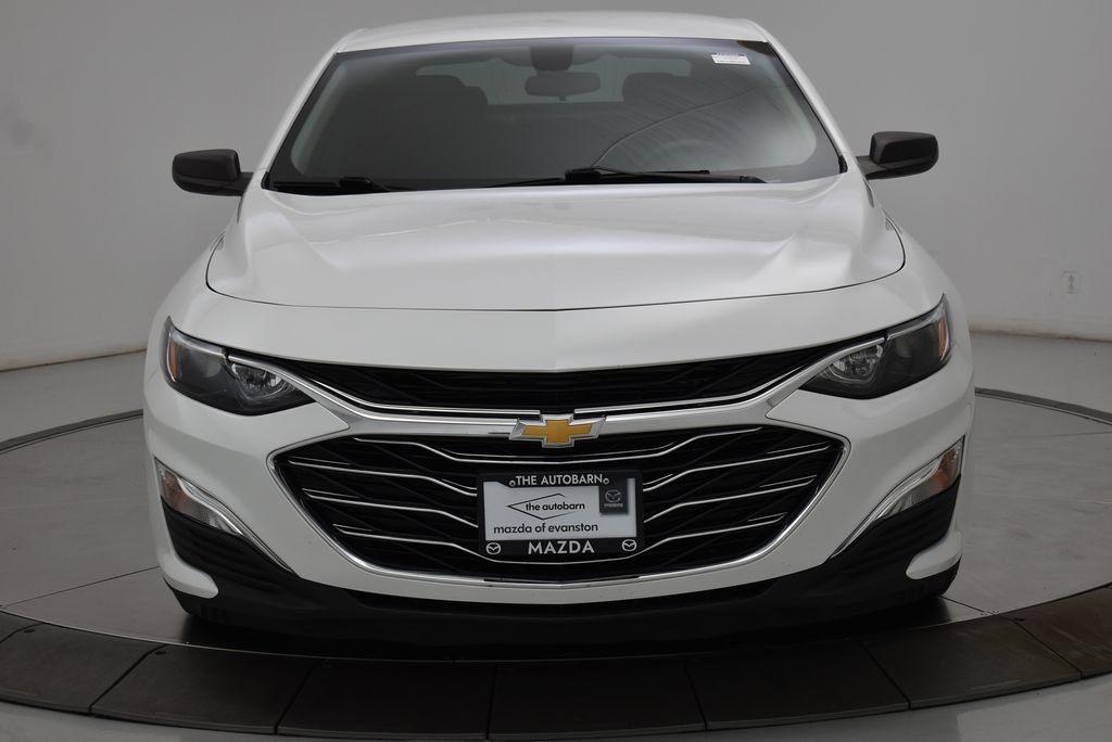 Used 2019 Summit White Chevrolet LS image 13