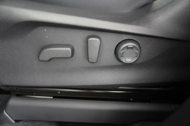 2026 Subaru Ascent Limited - Photo 11