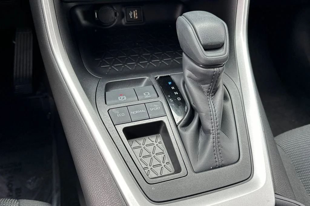 Certified Used 2025 White Toyota LE image 21