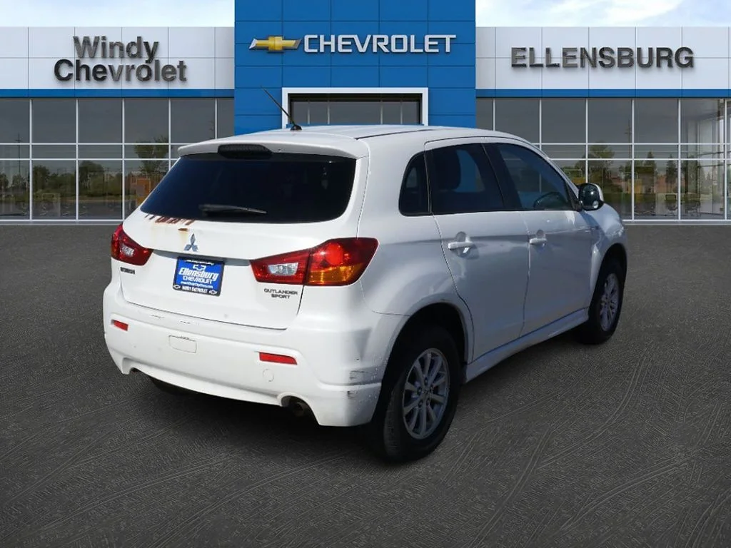 2011 Mitsubishi Outlander Sport ES - Photo 7