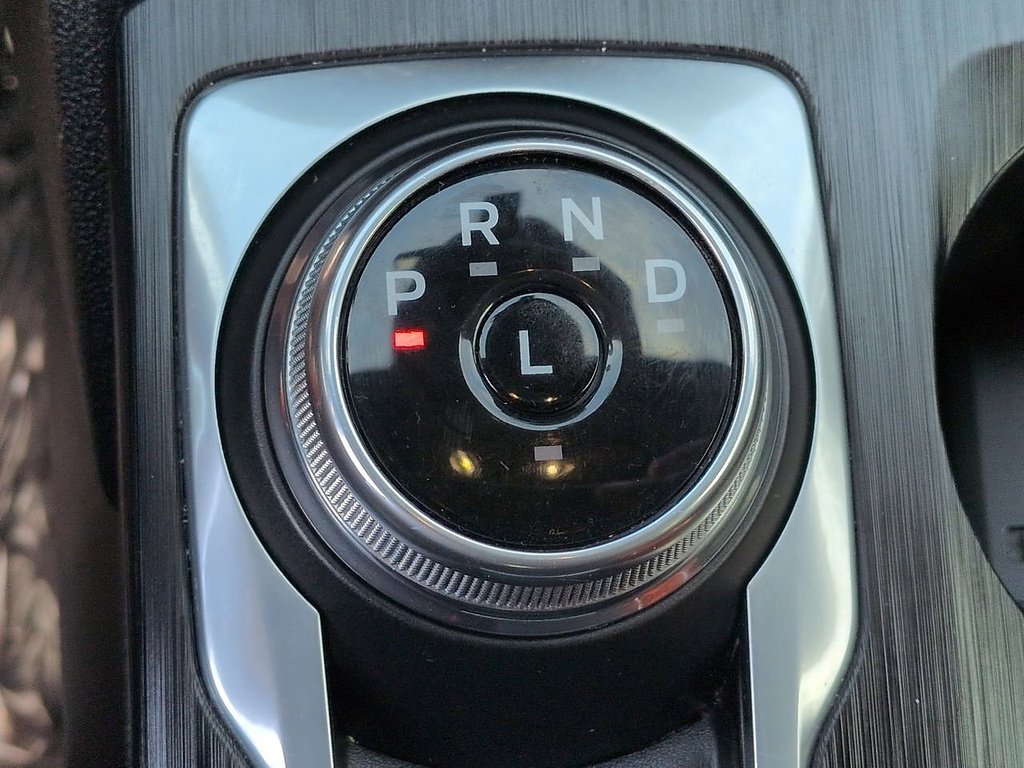 2025 Ford Escape ST-Line Select - Photo 16