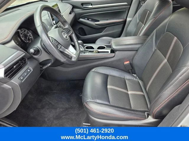 Used 2024 Silver Nissan 2.5 SR image 9