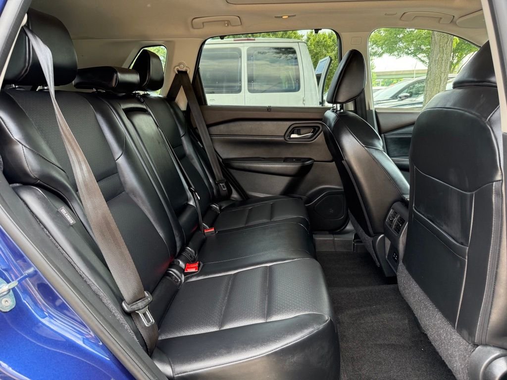 Used 2023 Caspian Blue Nissan SV image 30