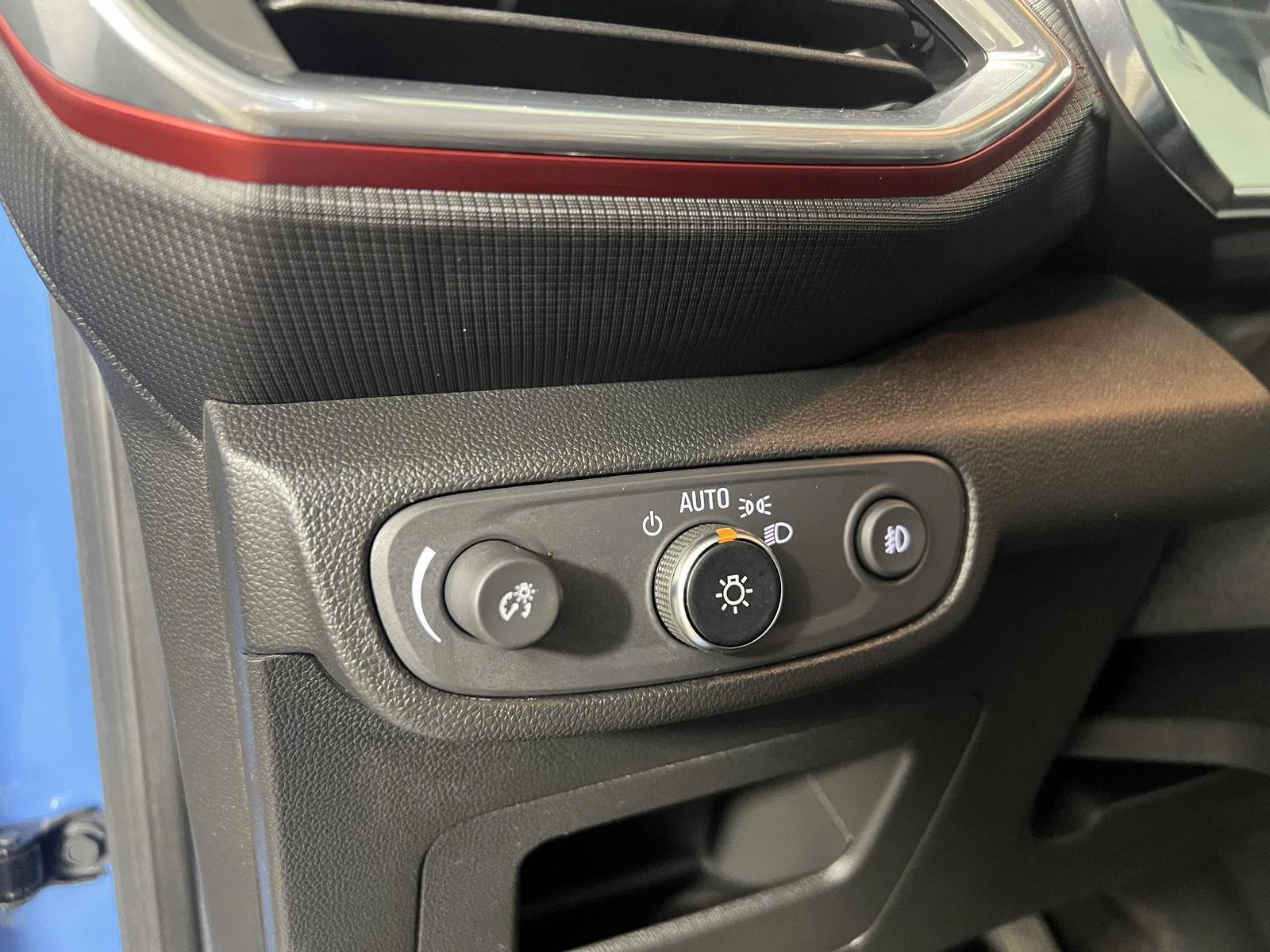 Used 2023 FOUNTAIN BLUE Chevrolet RS image 37