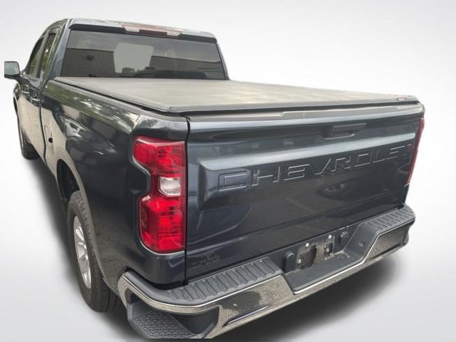 Used 2020 Gray Chevrolet LT image 8