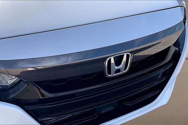 Used 2020  Honda Sport image 22