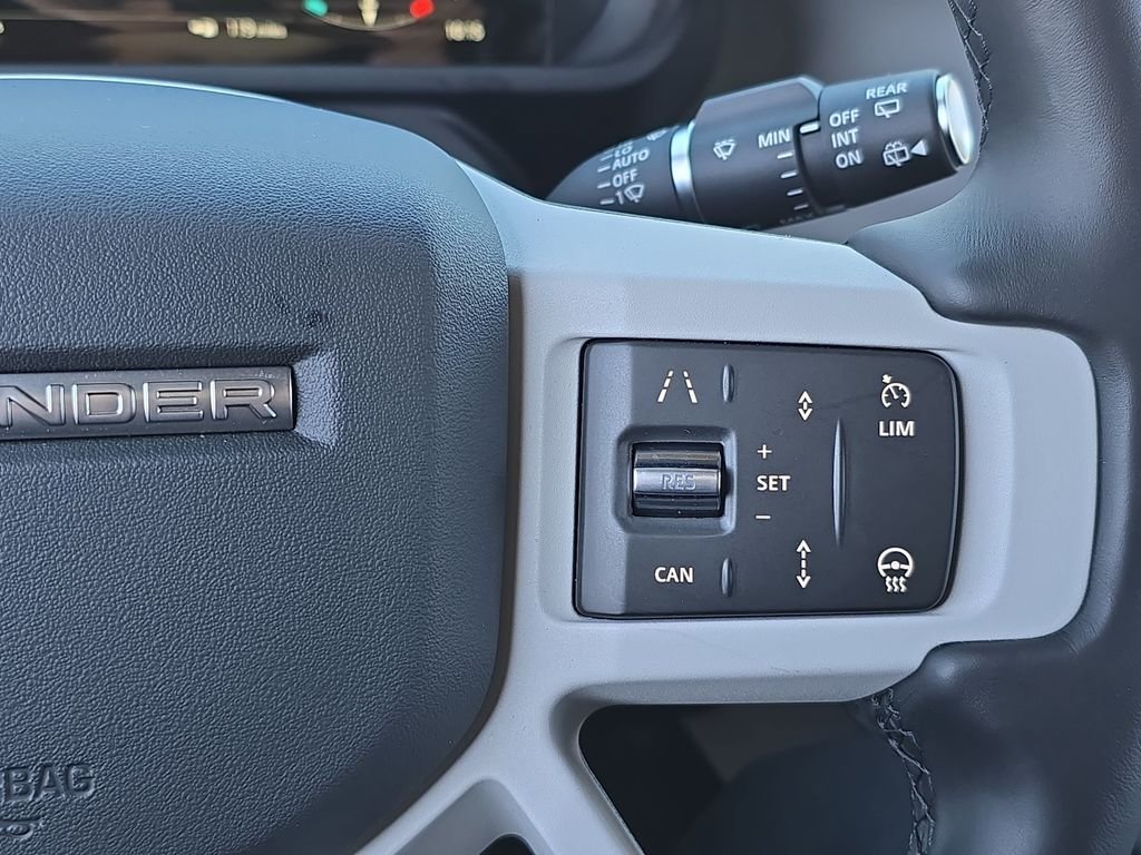 New 2026 Carpathian Grey LAND ROVER X-Dynamic SE image 18