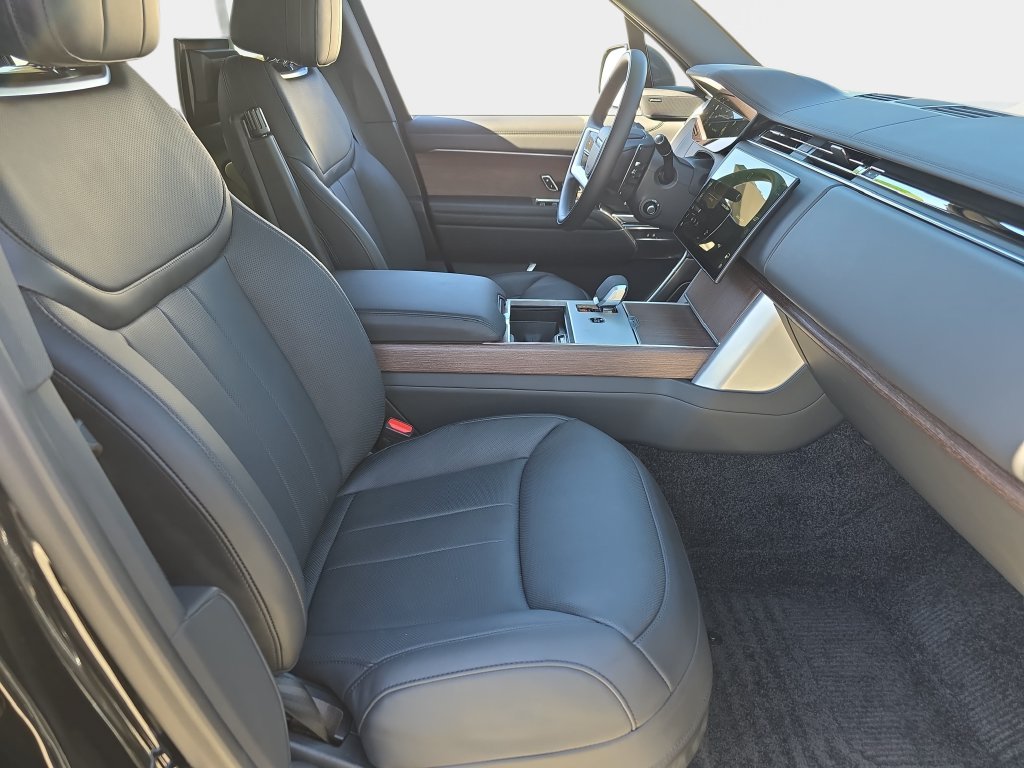 Certified Used 2025 Black Land Rover SE image 10