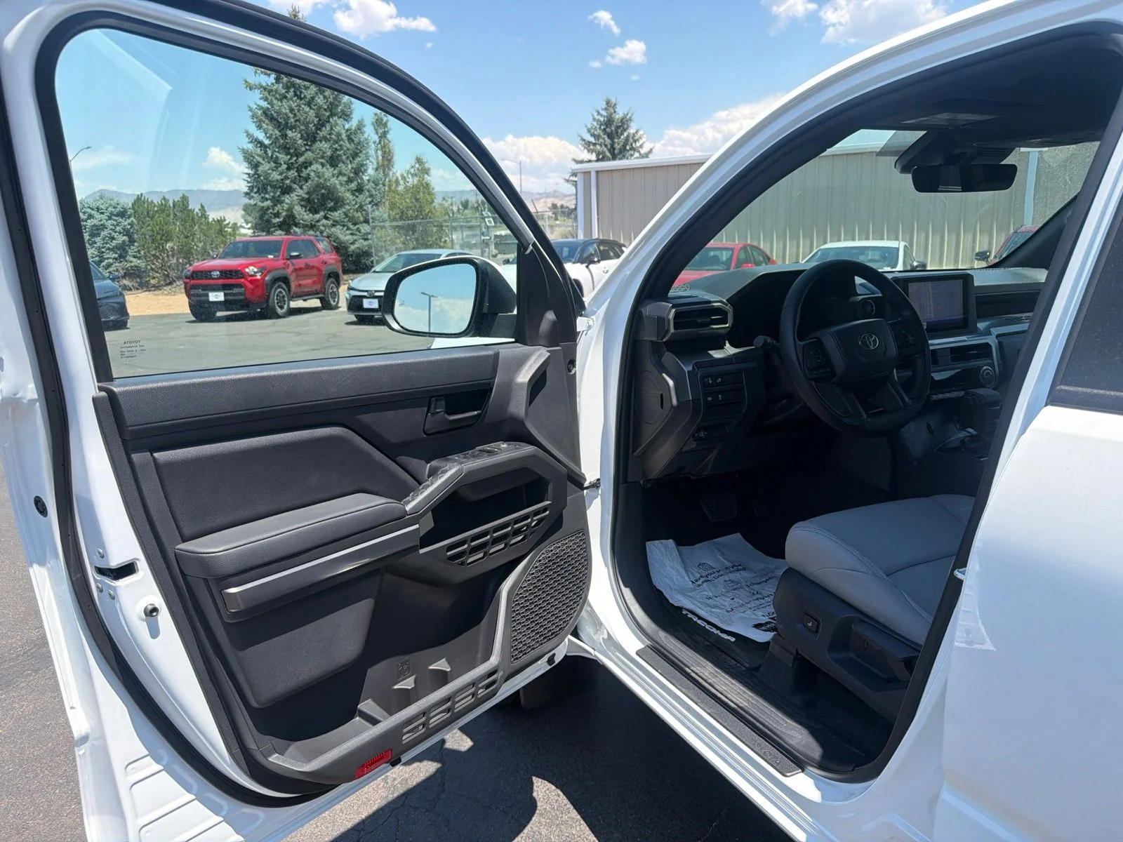 New 2026 Ice Cap Toyota SR5 image 21