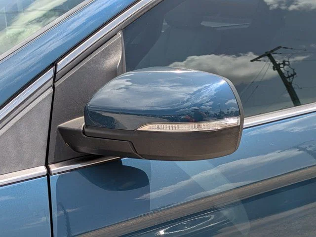 Used 2016 Blue Metallic Ford Titanium image 12