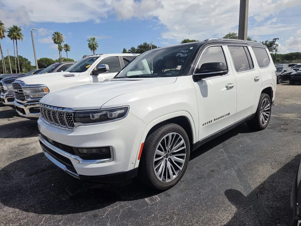 Used 2023 Bright White Clearcoat Jeep Series III image 3