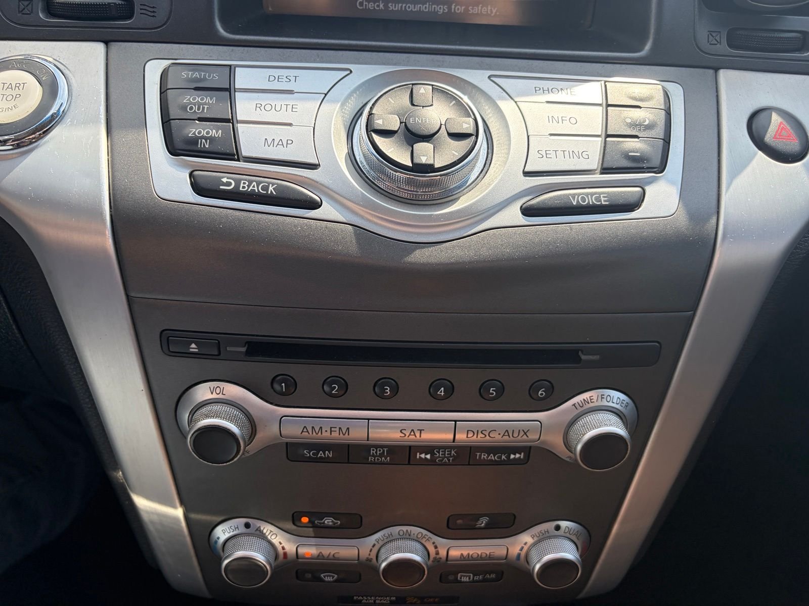Used 2011 Black Nissan LE image 19