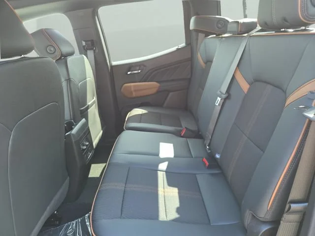 2026 GMC Canyon AT4 - Photo 26
