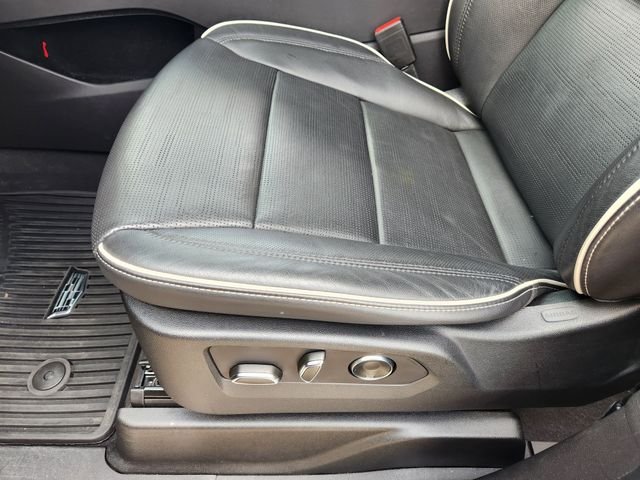 Used 2021 Black Cadillac Sport image 23