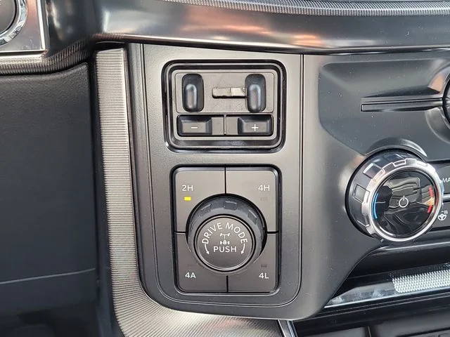 New 2026 Black Metallic Ford Platinum image 29