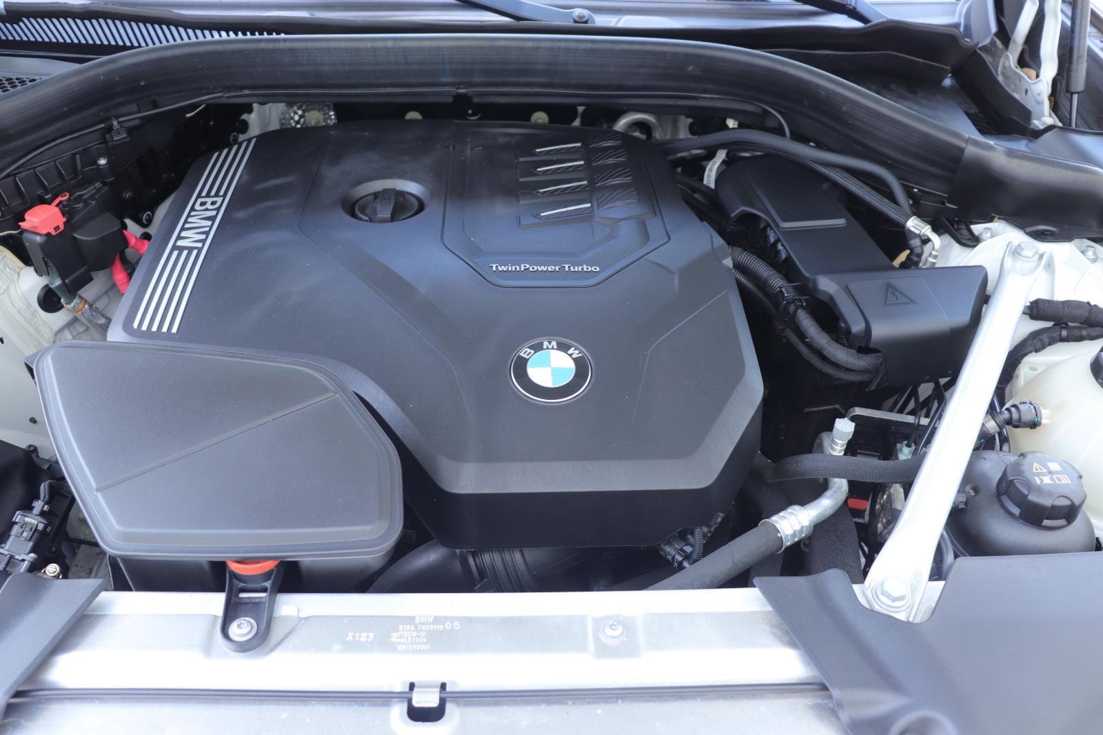 Used 2023 Mineral White Metallic BMW sDrive30i image 36