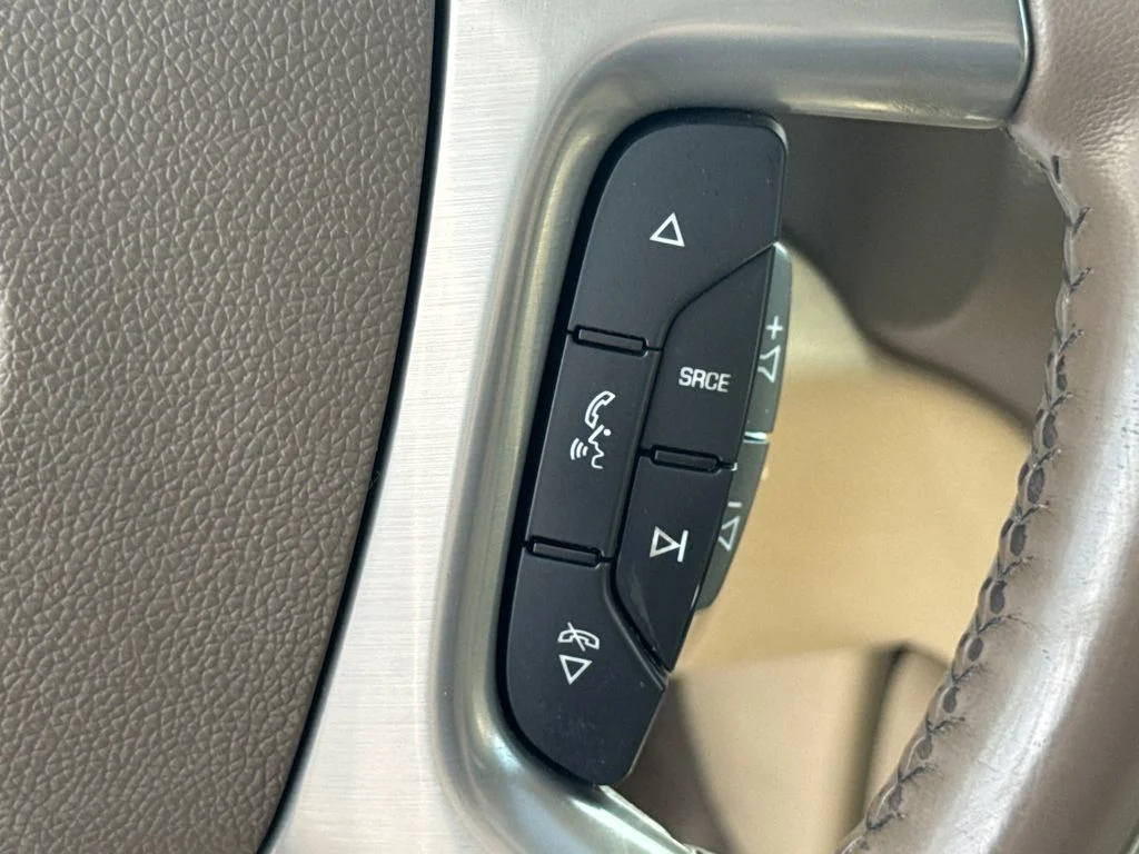 Used 2011 Gold Mist Metallic Chevrolet LT image 37