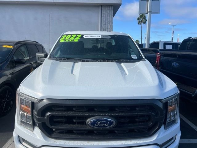 Used 2022 White Ford XLT image 2