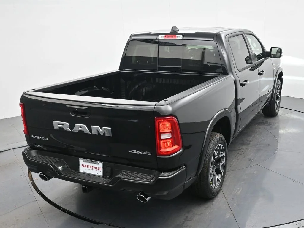 New 2026 Diamond Black Crystal Pearl-Coat Exterior Paint RAM Laramie image 26