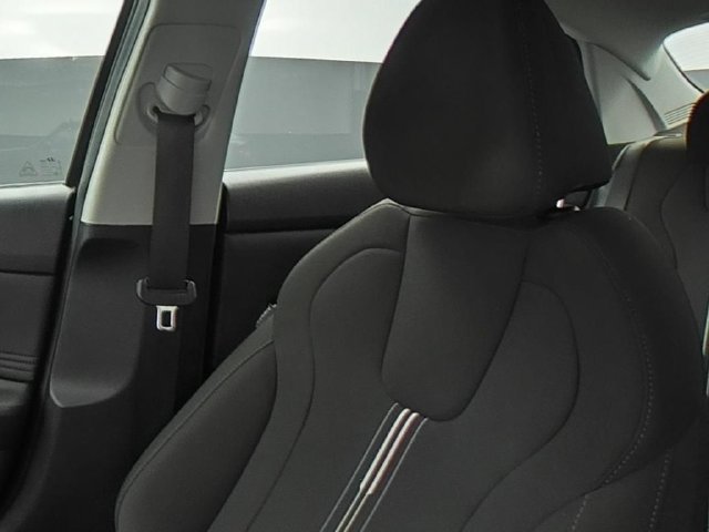 Used 2023 Black Hyundai SEL image 39
