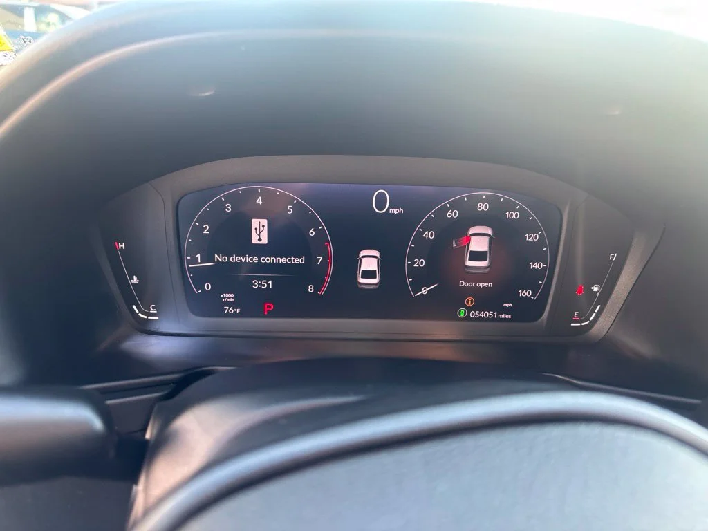 Used 2023 Silver Honda LX image 13