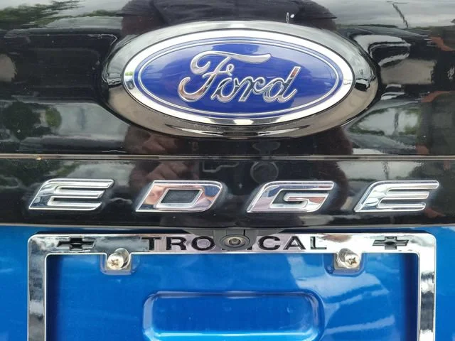 Used 2024 Blue Ford SEL image 10