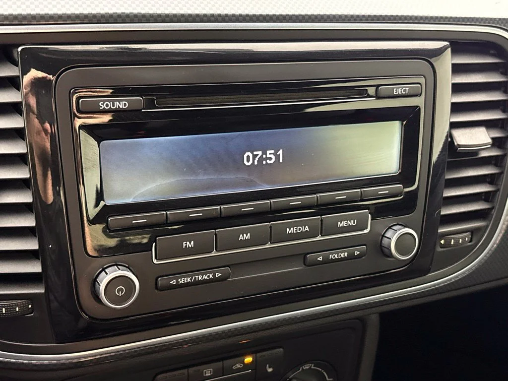 Used 2014 Black Volkswagen 2.0T R-Line image 33