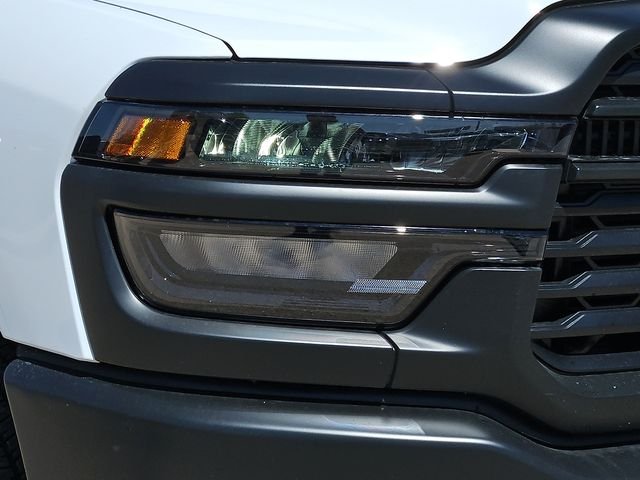 2026 RAM 3500 Tradesman - Photo 8