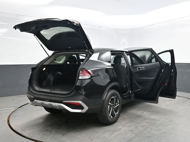 Used 2023 Black Kia LX image 48