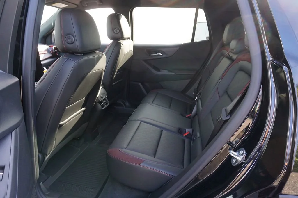 2026 Chevrolet Equinox RS - Photo 12