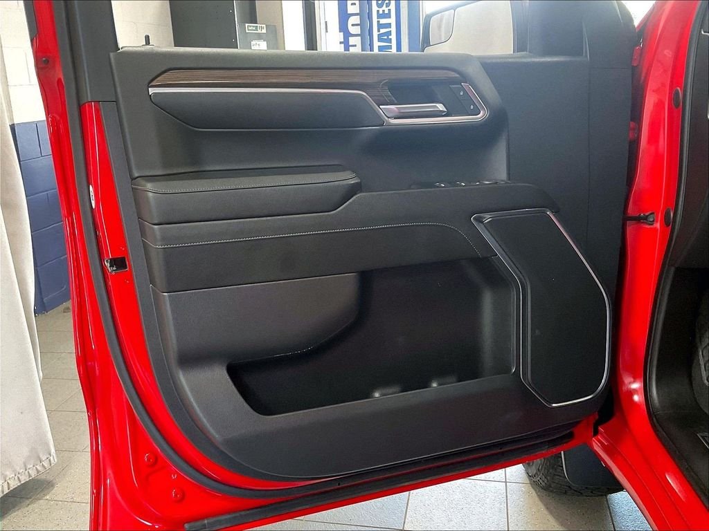 Used 2023 Red Chevrolet LT image 9