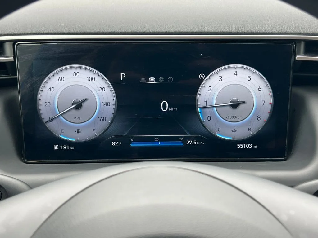 Used 2025 Gray Nissan SV image 16