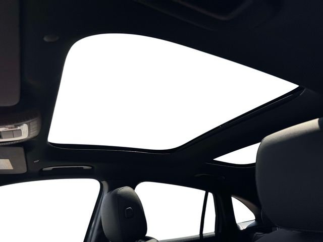 New 2026 Mountain Grey Metallic Mercedes-Benz GLA 250 image 19