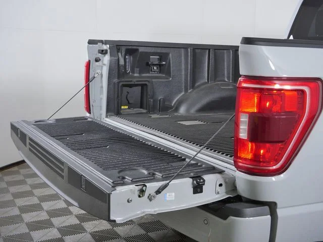 Used 2023 White Ford XLT image 10