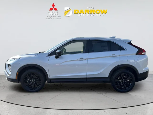New 2026 White Mitsubishi LE image 2