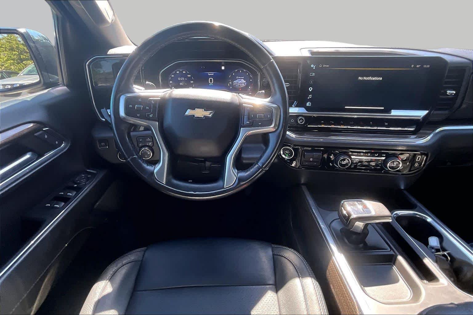 Used 2022 Northsky Blue Metallic Chevrolet LT image 6