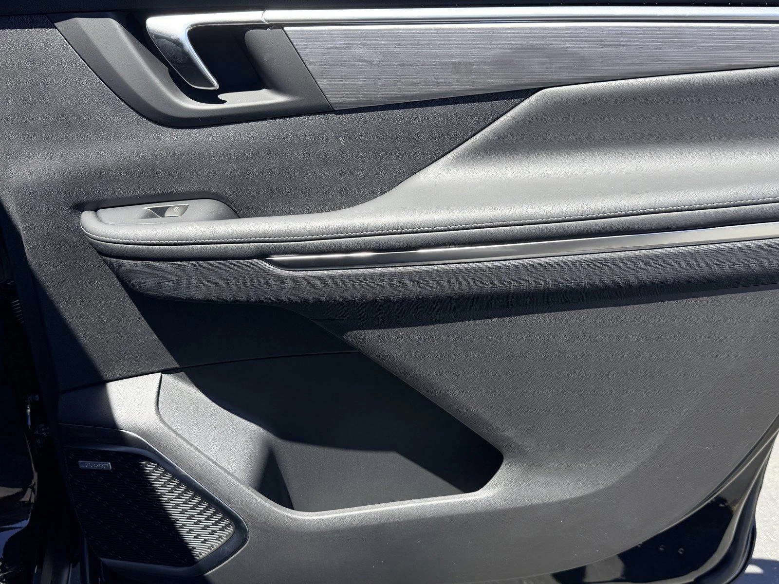 New 2026 Ebony Twilight Metallic Buick Preferred image 11