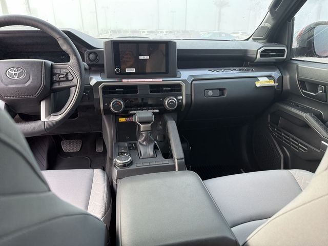 2026 Toyota Tacoma SR5 - Photo 14