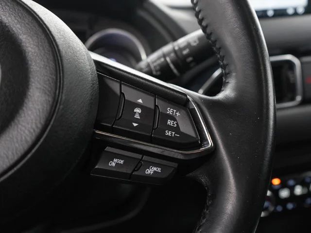 Used 2018 Sonic Silver Metallic Mazda Grand Touring image 27