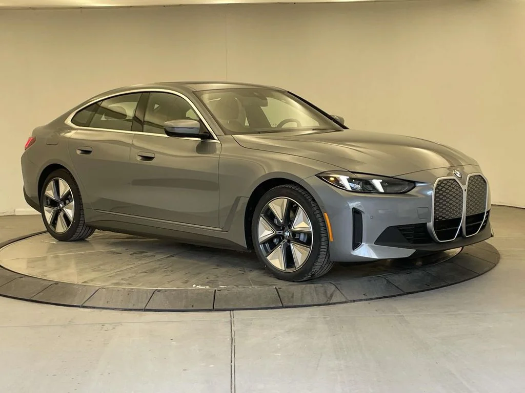 2026 BMW i4 40 - Photo 7