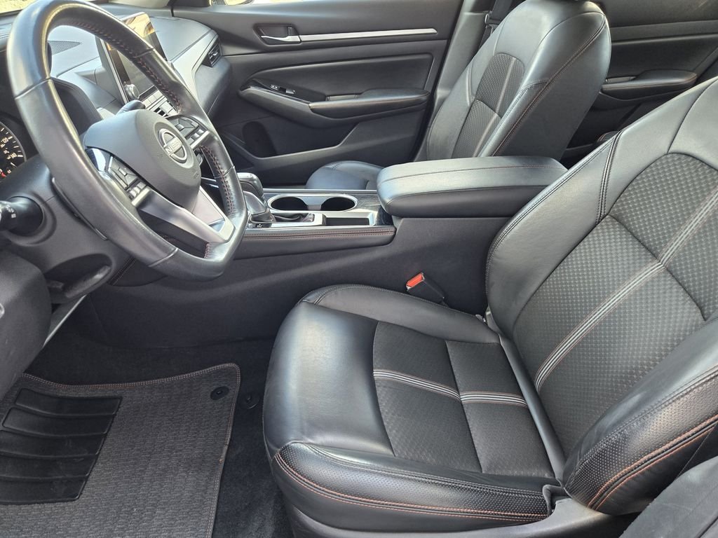 Used 2024 Gray Nissan 2.5 SR image 9