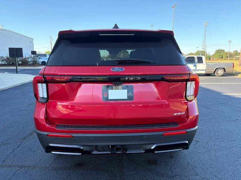 Used 2026 Red Metallic FORD ST-LINE image 17