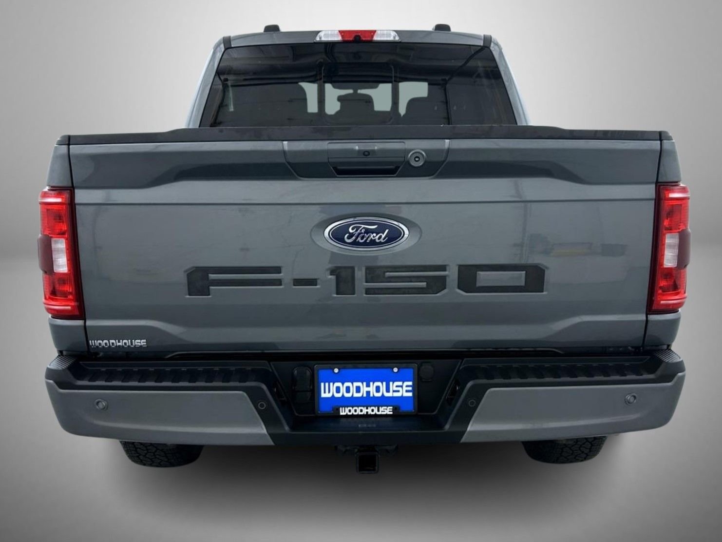 Used 2023 Gray Metallic Ford XLT image 6