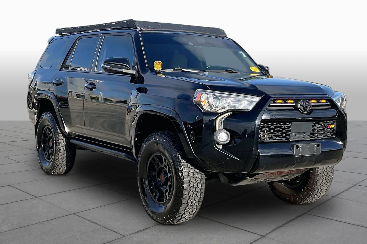 Used 2022 Midnight Black Metallic Toyota SR5 Premium image 3