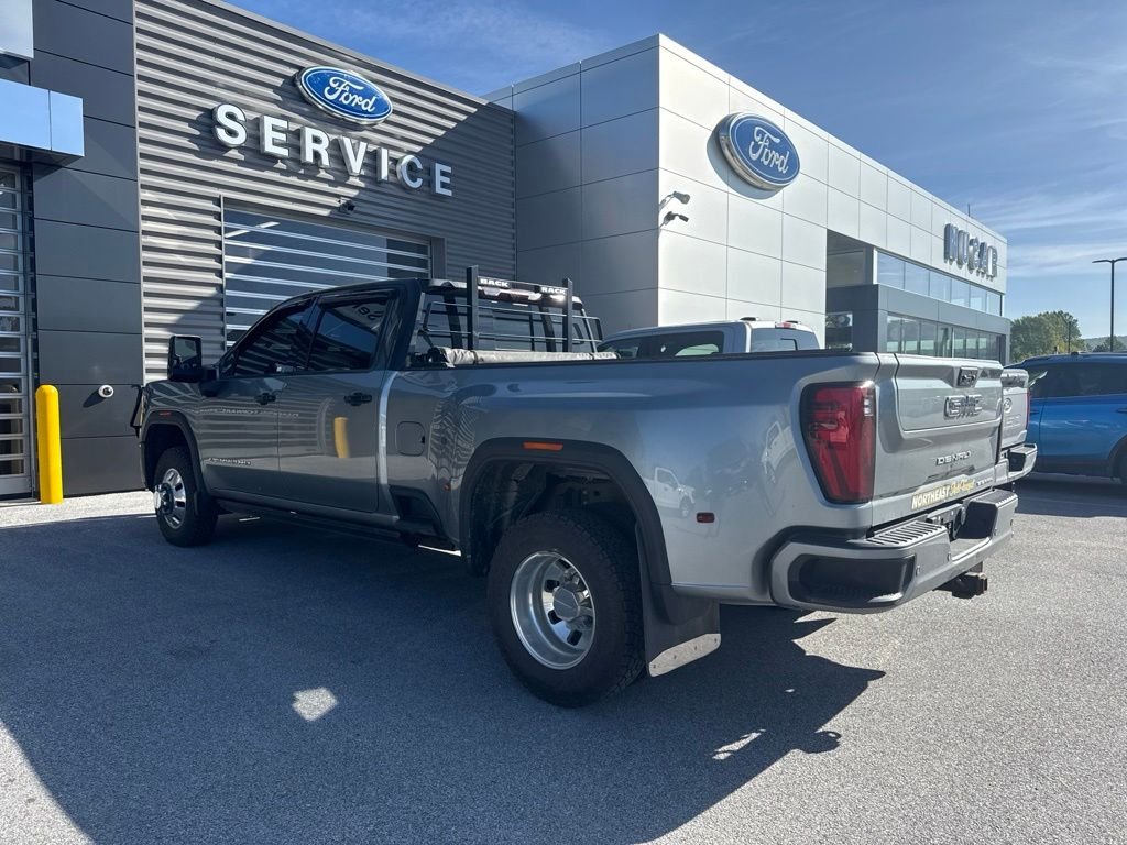 Used 2024 Sterling Metallic GMC Denali Ultimate image 3