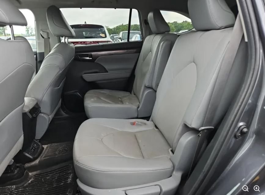 Used 2021 Gray Toyota Limited image 7