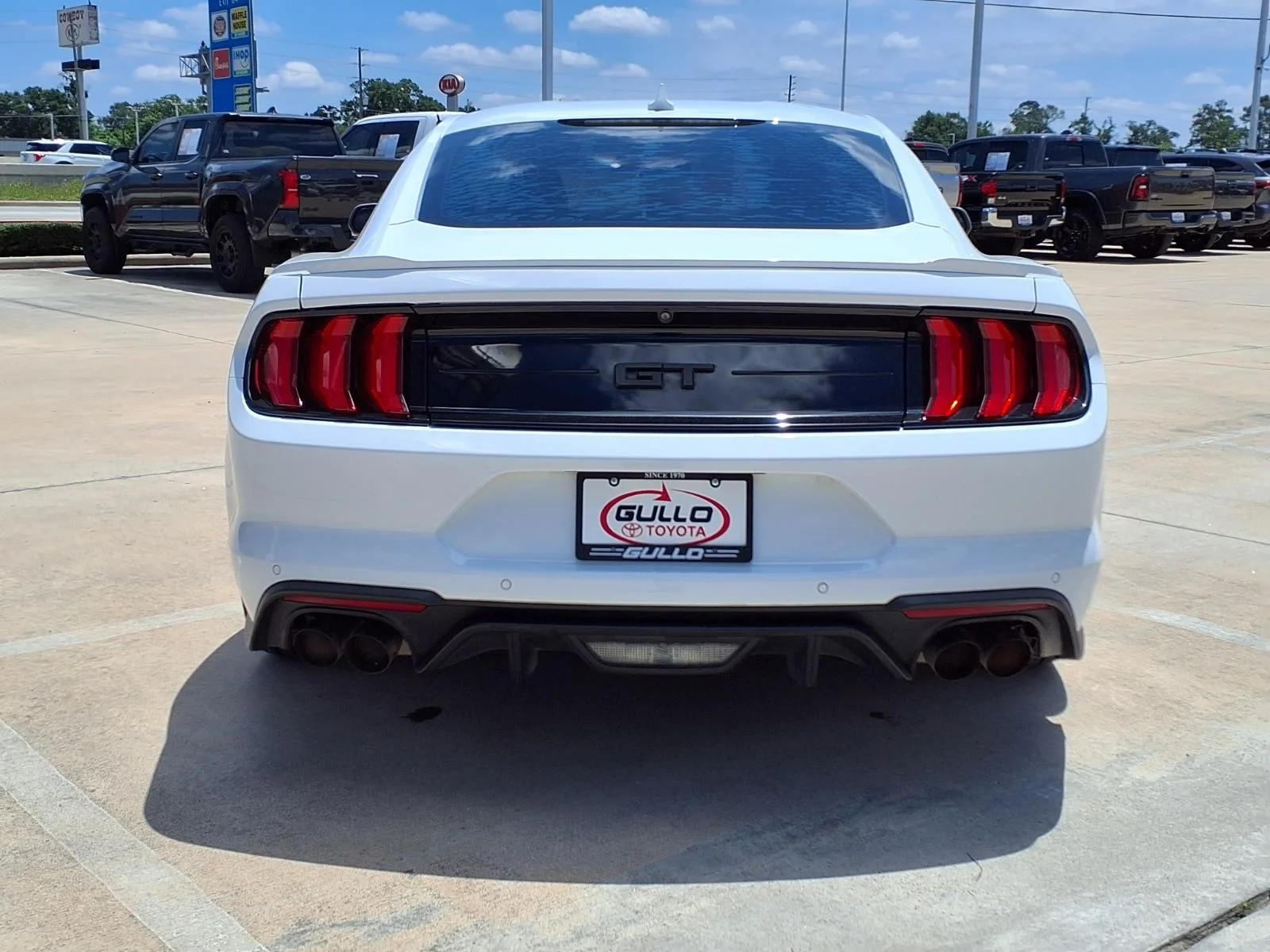 Used 2022 White Ford GT Premium image 7