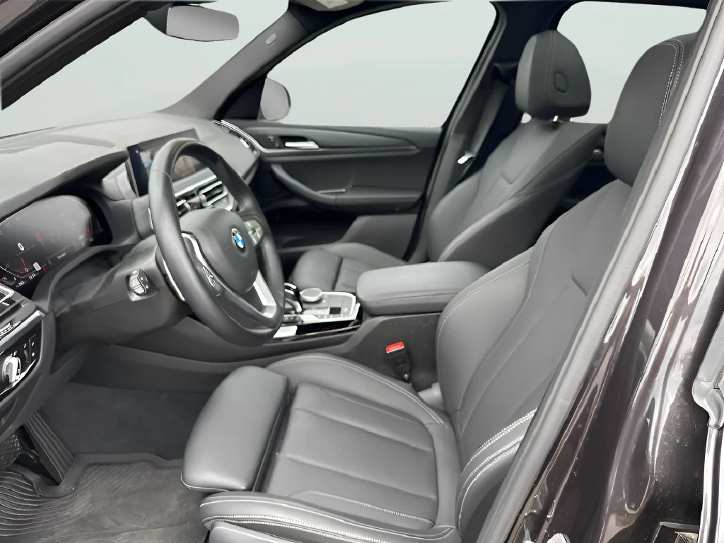Used 2024 Gray BMW sDrive30i image 20