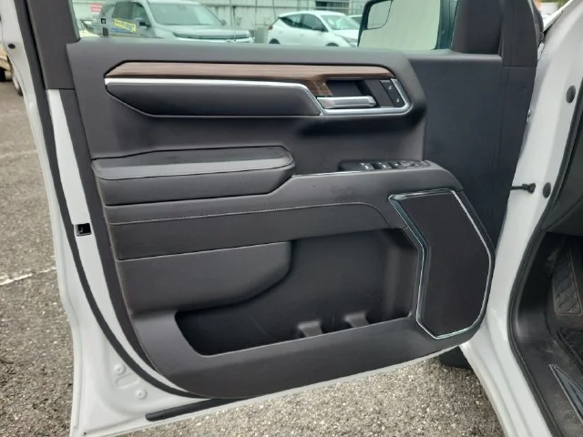 2023 Chevrolet Silverado 1500 LT - Photo 26